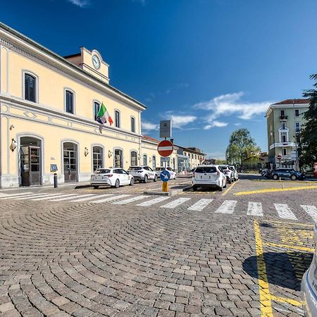 Appartement Angolo Di Corso Cavour - Ultimo Piano Centrale E Luminoso à Pavie Extérieur photo